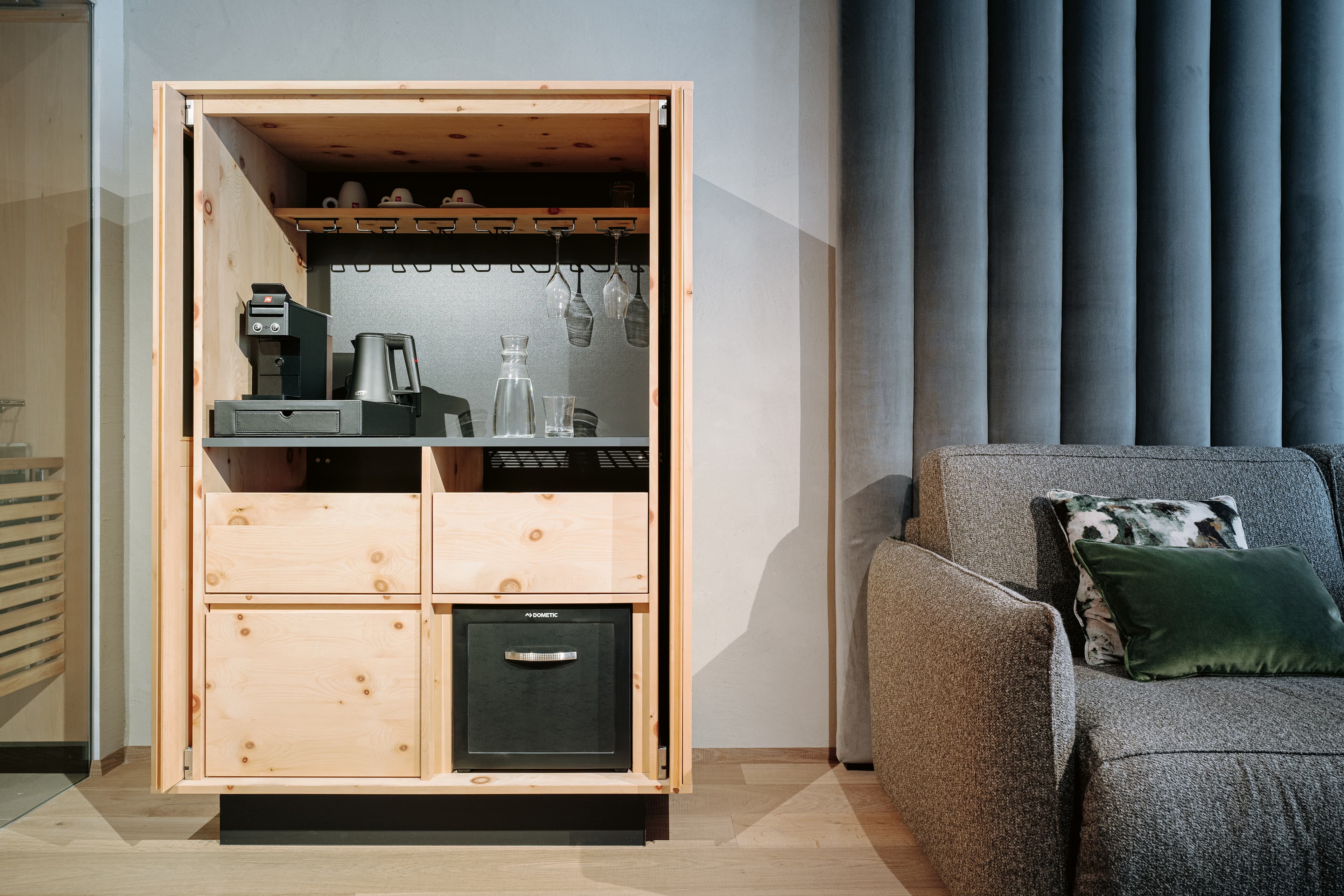 Pocket-system Hawa Concepta III в жилом интерьере